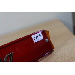 Lampa tylna tył kufra listwa