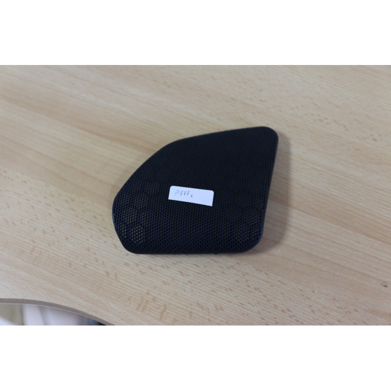 Kratka na głośnik przedni