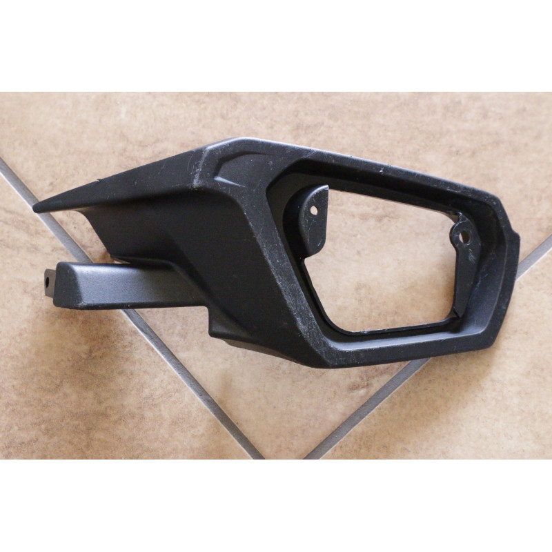 Panel prawego lusterka, wypełnienie