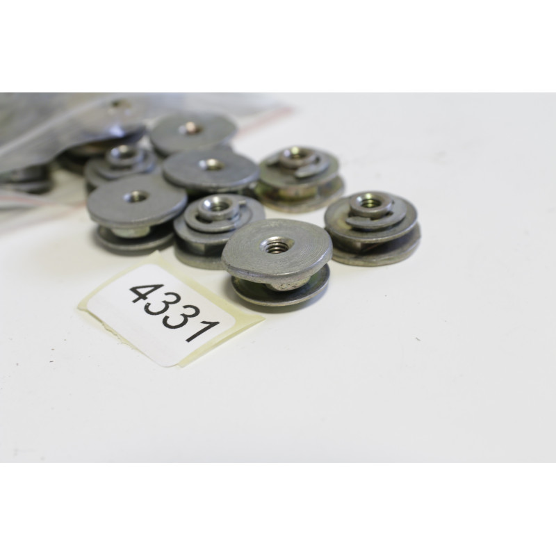 Zapadka szyby, uchwyt, mocowanie