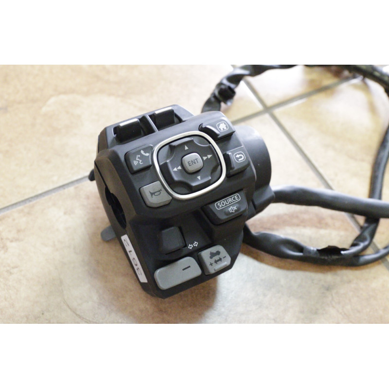 Panel przycisków, Manetka Lewa przełączniki 18-