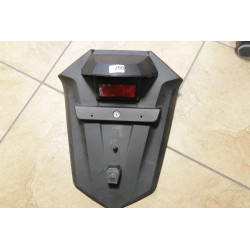 Błotnik tylny, nakładka mocowanie tablicy 18-24