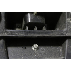 Błotnik tylny, nakładka mocowanie tablicy 18-24