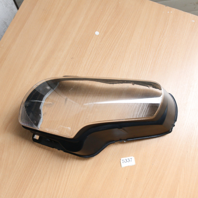 Klosz lampy przedniej