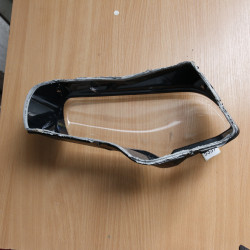 Klosz lampy przedniej