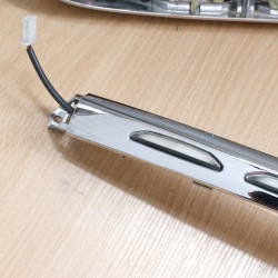 Listwy kufra centralnego komplet używane