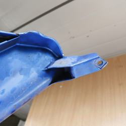 Obudowa kufra prawego 12-17