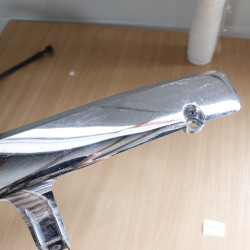 Listwa nad obudowę silnika