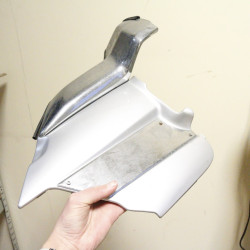 Owiewka pokrywa boczek bok prawy