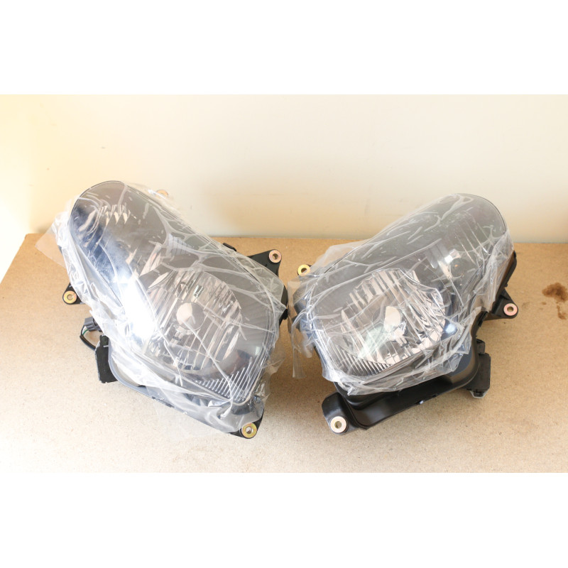 REFLEKTOR LAMPA LAMPY NOWA Ciemny środek12-17r