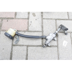 Pompa hamulca tylnego ze zbiornikiem