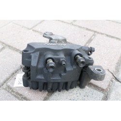 Zacisk zaciski hamulcowe przód zaxisk