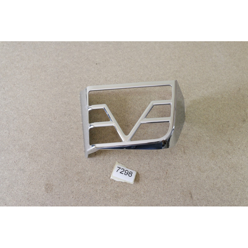 Chromowane nakładki na głośniki