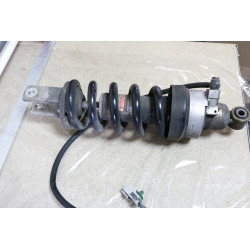 Amortyzator tylnego zawieszenia z pompą