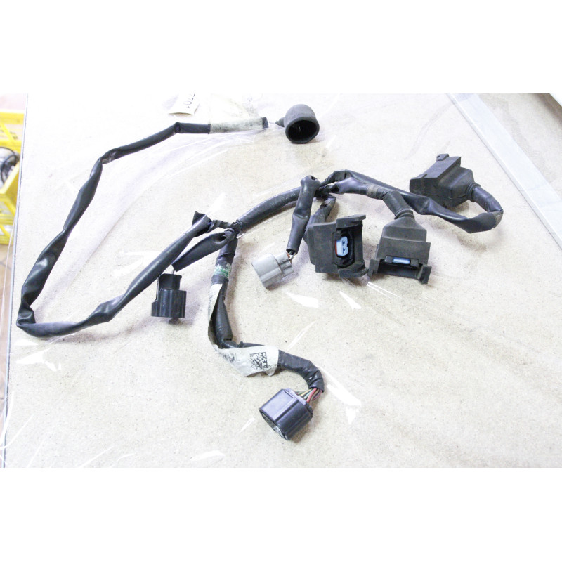 Wiązka przewody silnika 32104-mca 01-05