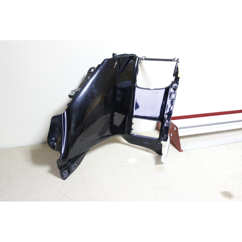 Bok, owiewka Prawa 2006+ (83171-MCA-A800)