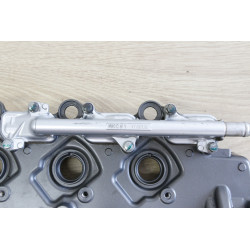 Pokrywa głowicy cylindrów 18-20 OEM Lewa