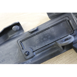 Osłona osłony mocowań (podestu)