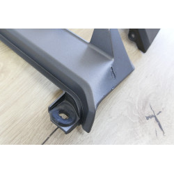 Osłona osłony mocowań (podestu)