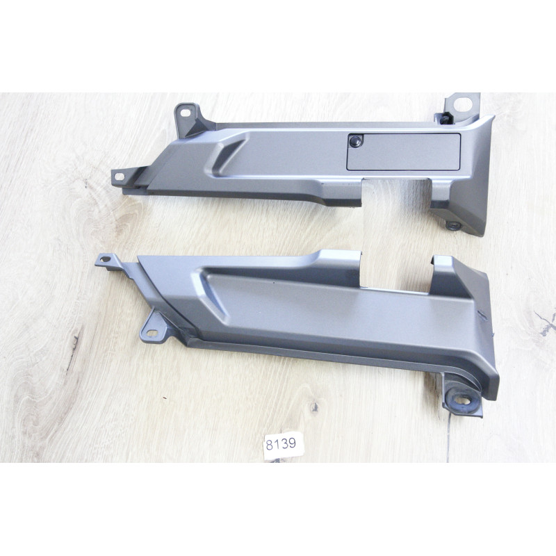 Osłona osłony mocowań (podestu)