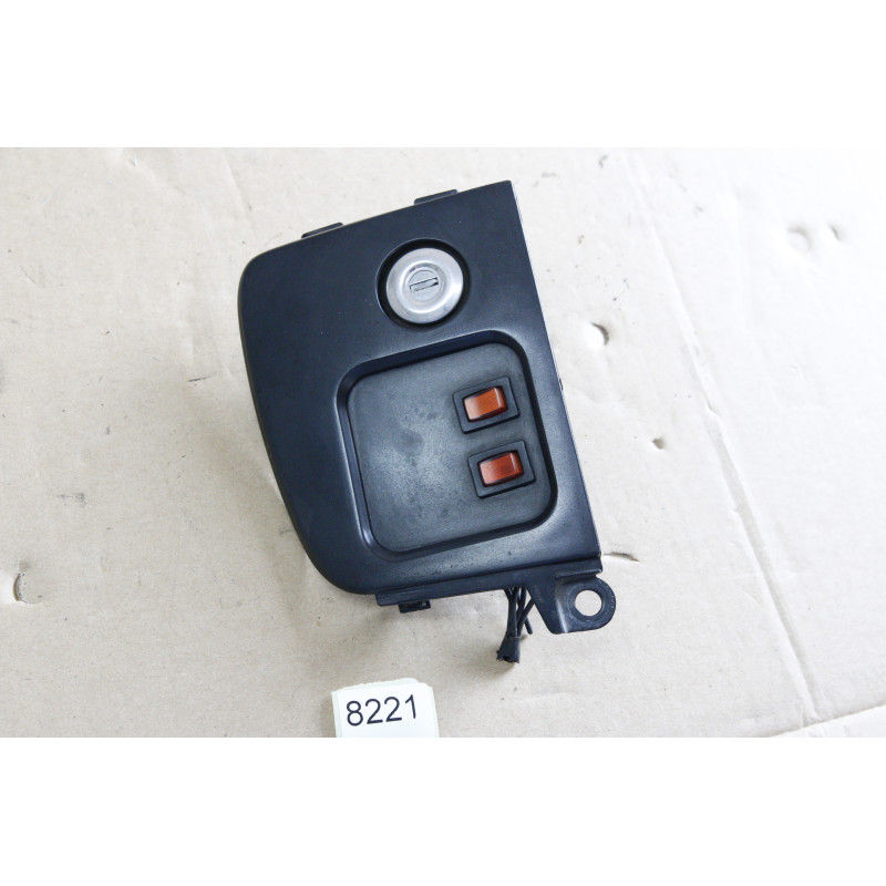 Panel Prawy z zamkiem 83160-mca