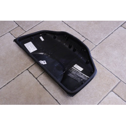 Wypełnienie pokrywy kufra centralnego